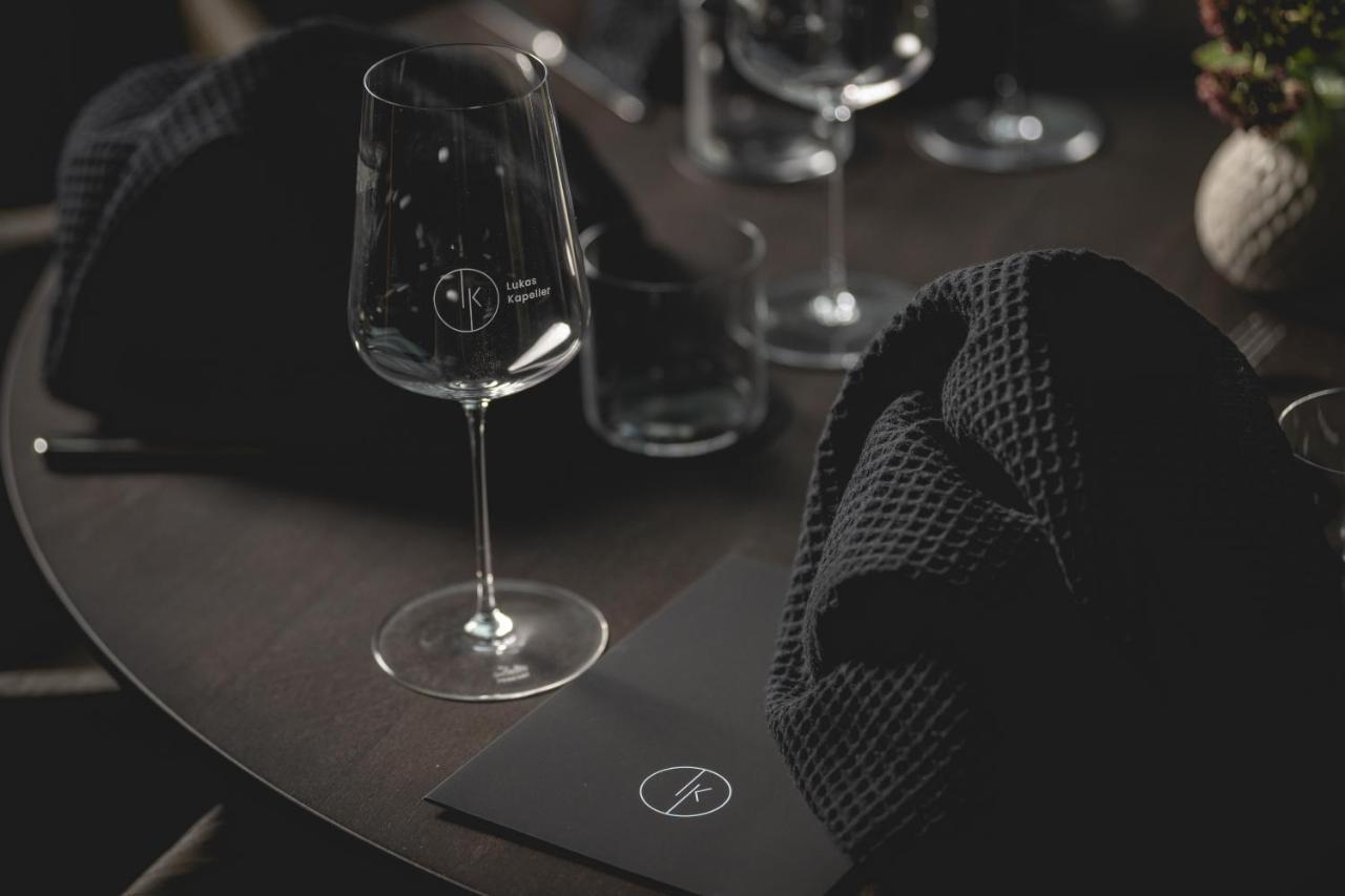 Lukas Kapeller Hotel Und Restaurant シュタイアー エクステリア 写真