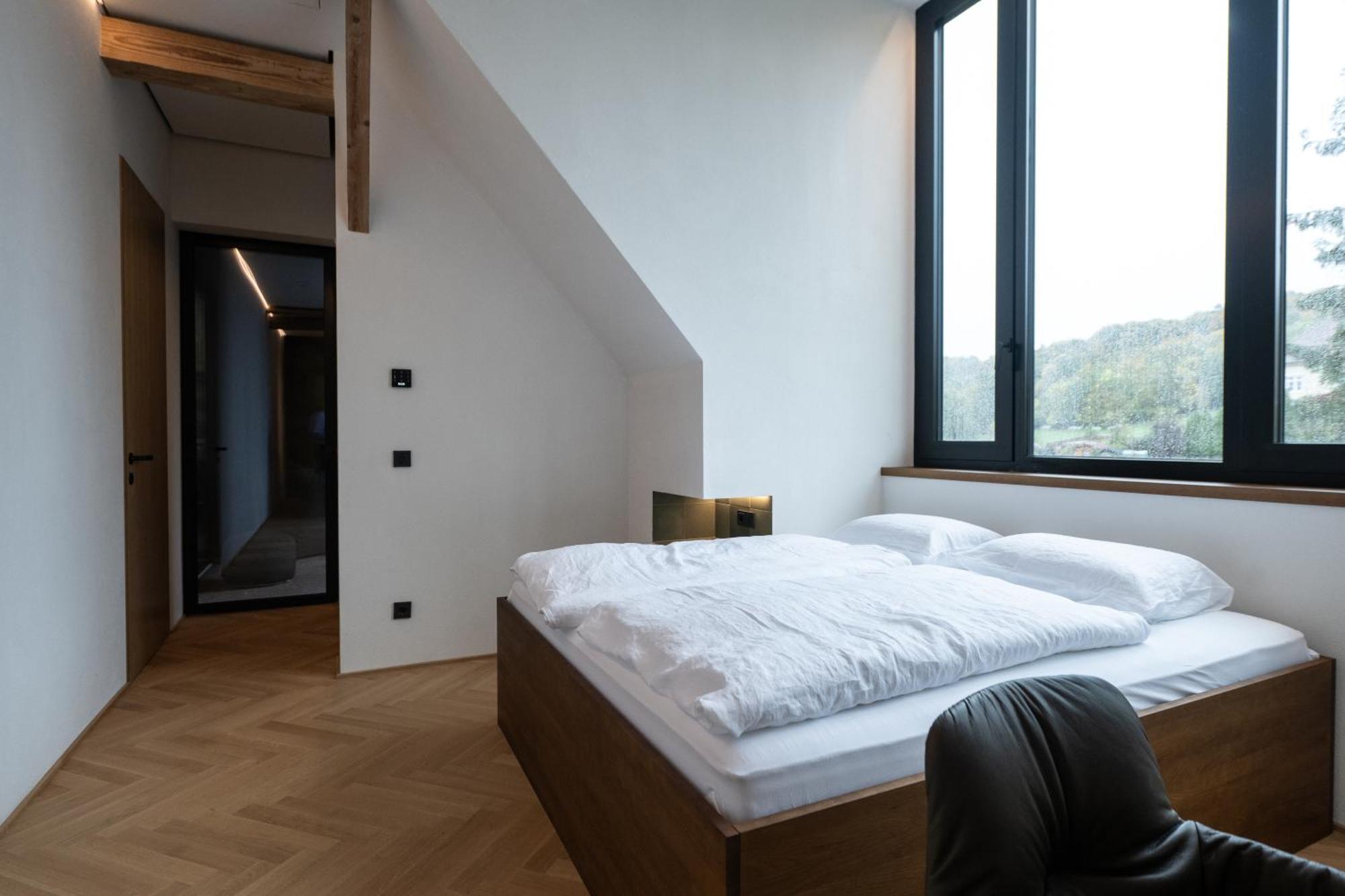 Lukas Kapeller Hotel Und Restaurant シュタイアー エクステリア 写真