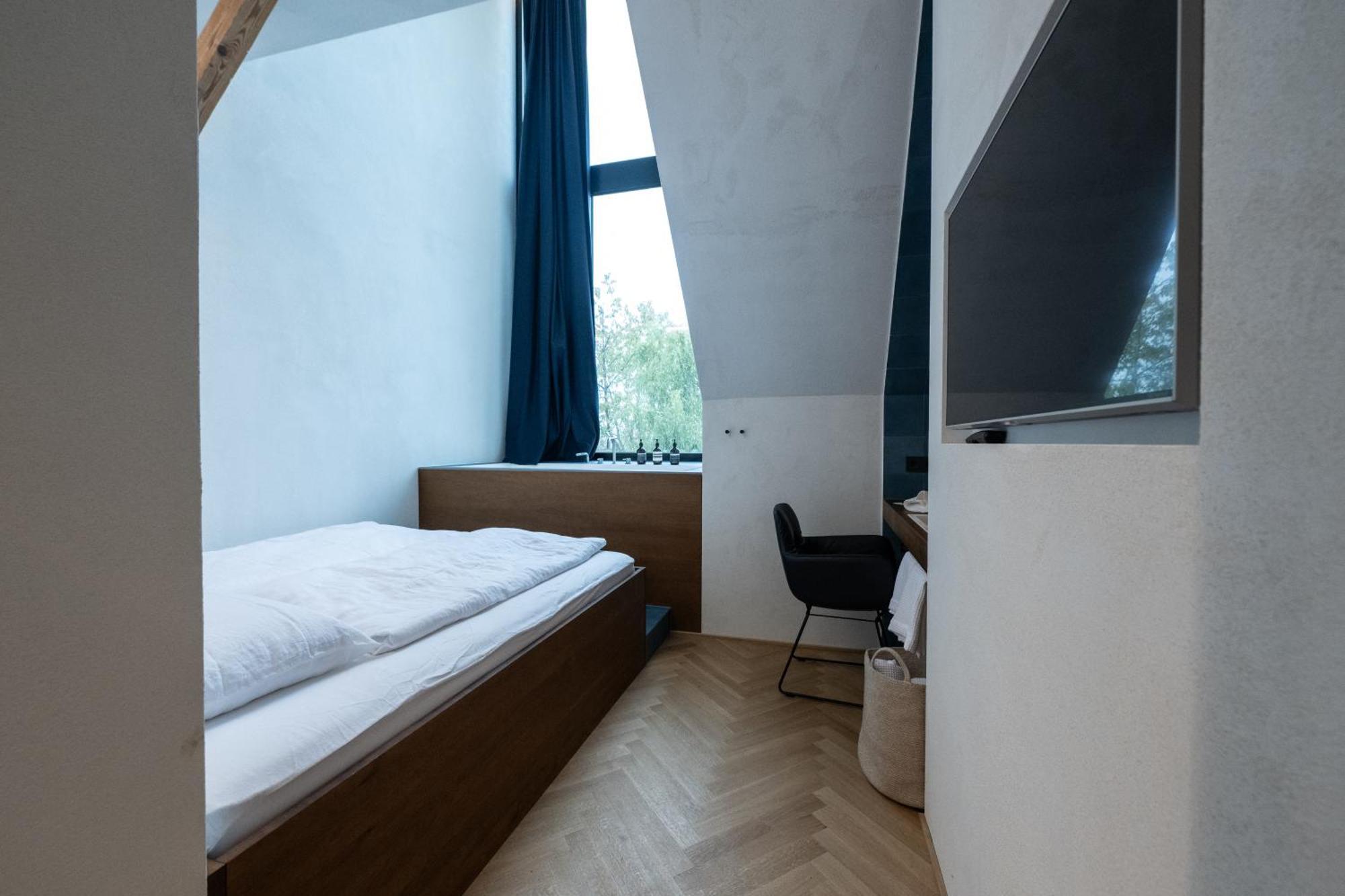 Lukas Kapeller Hotel Und Restaurant シュタイアー エクステリア 写真