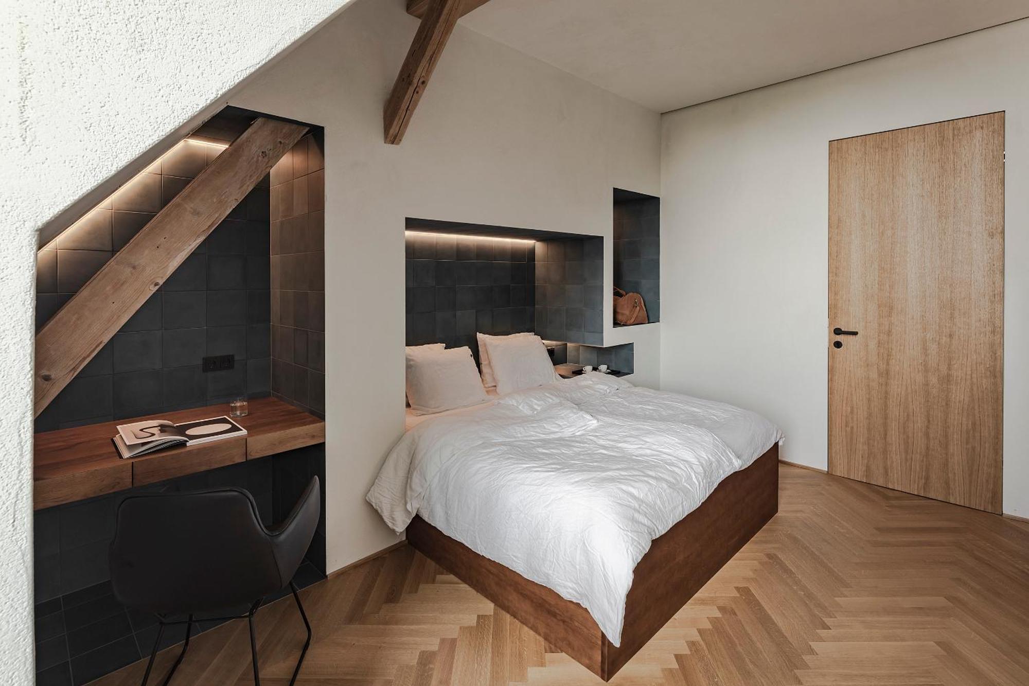 Lukas Kapeller Hotel Und Restaurant シュタイアー エクステリア 写真