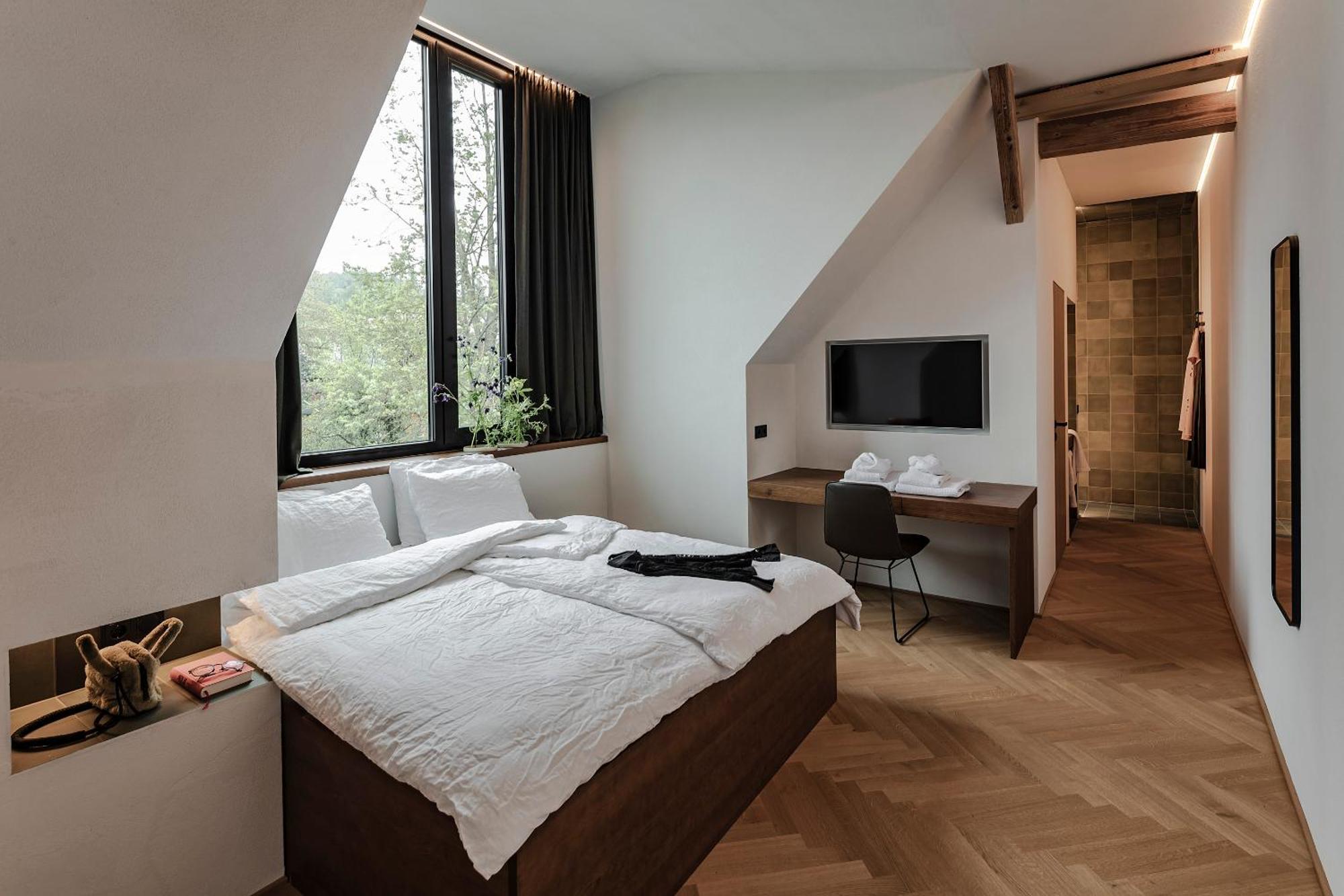 Lukas Kapeller Hotel Und Restaurant シュタイアー エクステリア 写真